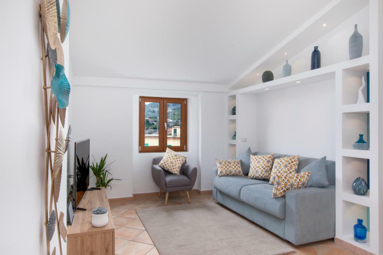 Maison Due Golfi SantʼAgata sui Due Golfi Extérieur photo