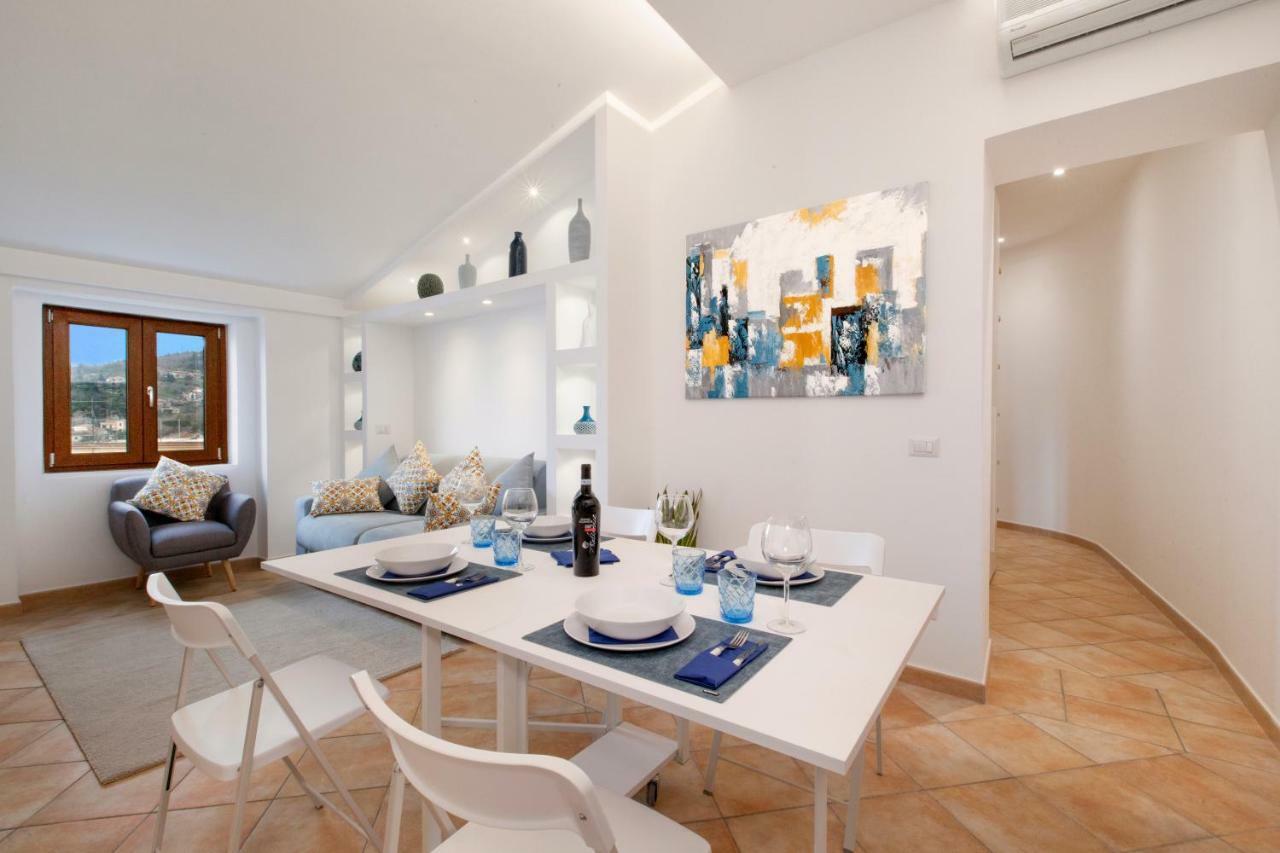 Maison Due Golfi SantʼAgata sui Due Golfi Extérieur photo